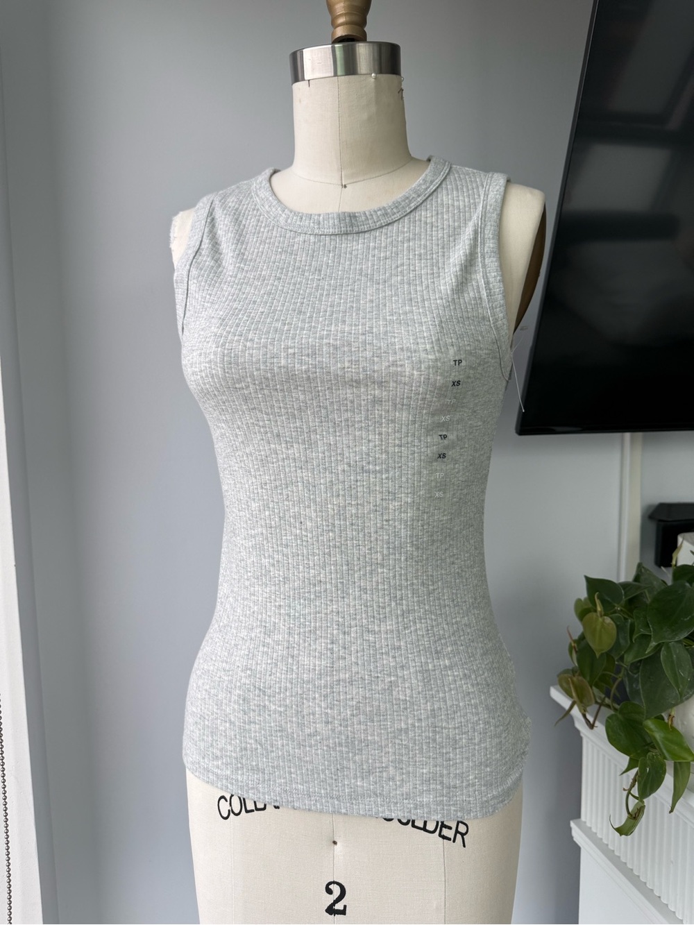 GAP Light Gray Ribbed High-Neck Tank - Picture 3 of 6